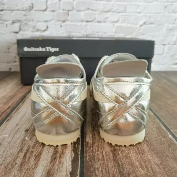 New Onitsuka Tiger Mexico 66 Silver Sneakers - Picture 4 of 5